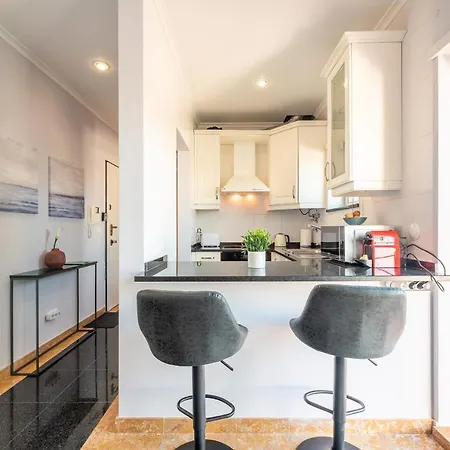 Guestready - Small Single Private Rooftop & Spa * Lisbon