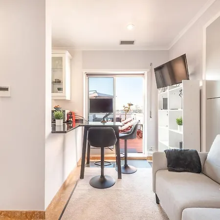 Guestready - Small Single Private Rooftop & Spa